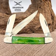 The Bone Collector Large 3-Blade Stockman Green Bone Folding Pocket Knife (118)