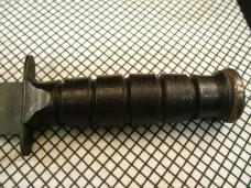 CAMILLUS NEW YORK U.S.A. VINTAGE 1936/1945 MILITARY FIGHTING KNIFE WITH ORIGINAL LEATHER SHEATH
