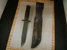 CAMILLUS NEW YORK U.S.A. VINTAGE 1936/1945 MILITARY FIGHTING KNIFE WITH ORIGINAL LEATHER SHEATH