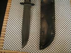 CAMILLUS NEW YORK U.S.A. VINTAGE 1936/1945 MILITARY FIGHTING KNIFE WITH ORIGINAL LEATHER SHEATH