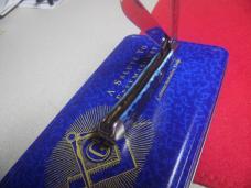 CASE XX BLUE BONE TRAPPER MASONIC IN SEARCH OF MORE LIGHT IN TIN - COA LIMITED MINT