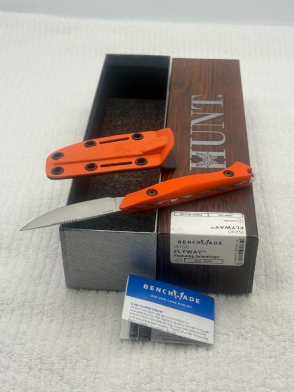 Benchmade 15700 Flyway Lightweight Hunting Knife Fixed Blade NIB Made In USA Benchmade 15700 Flyway Lightweight Hunting Knife Fixed Blade NIB Made In USA
