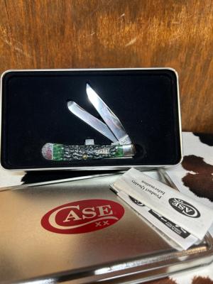 Case Bermuda green bone trapper in tin NIB