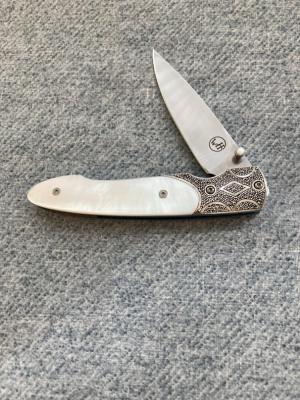 WOW Incredibly RARE WILLIAM HENRY T10-D in Old Style Box with Sheath and COAn