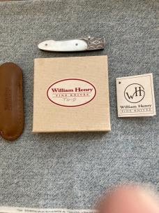 WOW!! Incredibly RARE, WILLIAM HENRY. T10-D in Old Style Box with Sheath and COAn