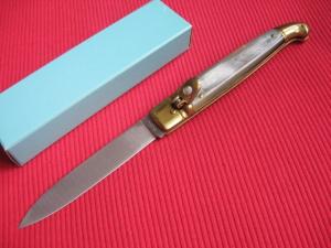 Vintage Italian Blonde Horn Large Size Leverlock Switchblade Knife - Mint in Box