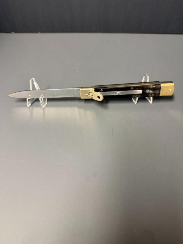 Excellent vintage Hubertus 10-inch leverlock, pre-1990s Excellent vintage Hubertus 10-inch leverlock, pre-1990s