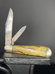 1930s Era Imperial Providince RI Synthetic Handled Dogleg Pocket Knife