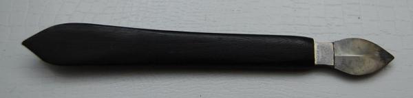 Miller Brothers Ink Eraser In Excellent Condition With Wood Covers 5 1/2" Long (193) Miller Brothers Ink Eraser In Excellent Condition With Wood Covers 5 1/2" Long (193)