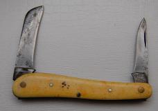 Schrade In Very Good Condition With Ivory Celluloid Covers 4