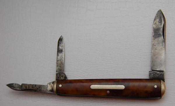 Schrade In Very Good Condition With Imitation Tortoise Shell Covers 3 3/8" Long (246)