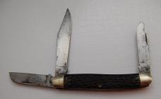 Kutmaster In Very Good Condition With Dark Brown Delrin Covers 3 7/8