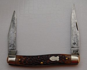 Schrade In Excellent Condition With Brown Synthetic Covers 3 7/8