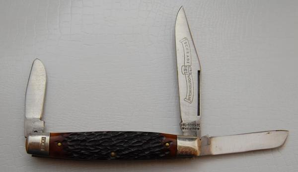 Schrade In Near Mint Condition With Brown Bone Covers 3 7/8
