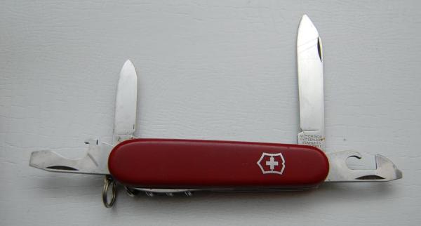 Victorinox In Excellent Condition With Red Synthetic Covers 3 1/2