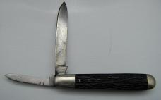 Landers, Frary and Clark In Very Good Condition With Perfected Stag Covers 4 1/2