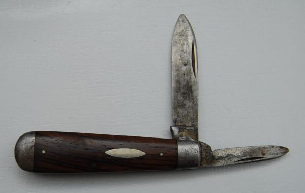 Landers, Frary and Clark In Good Condition With Wood Covers 3 1/4