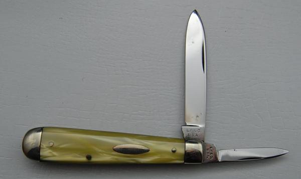 Landers, Frary and Clark In Near Mint Condition With Celluloid Covers 3