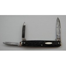 Landers, Frary and Clark In Very Good Condition With Perfected Stag Covers 3 1/4