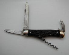 Landers, Frary and Clark In Very Good Condition With Perfected Stag Covers 3 1/2
