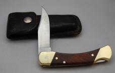 Schrade In Very Good Condition With Resin Impregnated Hardwood Covers 5