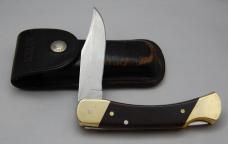 Schrade In Very Good Condition With Resin Impregnated Hardwood Covers 5