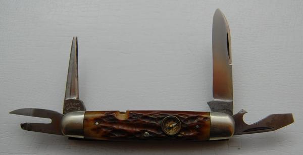 Cattaraugus In Excellent Condition With Brown Jigged Bone Covers 3 5/8" Long (513)