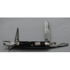 Landers, Frary and Clark In Excellent Condition With Perfected Stag Covers 3 1/2