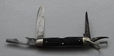 Landers, Frary and Clark In Excellent Condition With Perfected Stag Covers 3 1/2