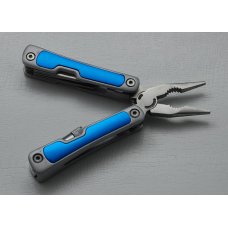 Chinese Made Pocket Knife In Very Good Condition With Metal Covers 3 5/8