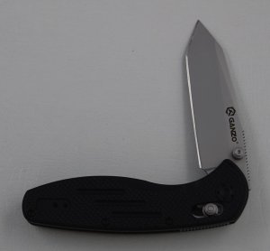 Ganzo Knife Company In Mint Condition With G10 Covers 4 3/4" Long (537)