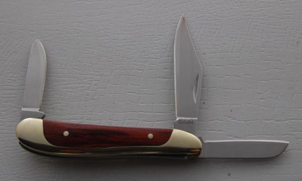 Cabelas In Excellent Condition With Wood Covers 2 7/8" (615)