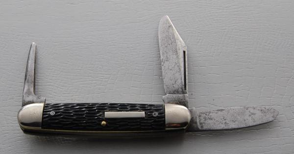 Hollinger In Very Good Condition With Black Jigged Synthetic Covers 3 5/8