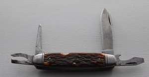 Camillus In Very Good Condition With Brown Jigged Bone Covers 3 3/4