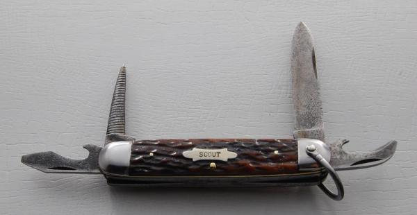 Unmarked Pocket Knife In Very Good Condition With Brown Jigged Bone Covers 3 3/4" Long (678) Unmarked Pocket Knife In Very Good Condition With Brown Jigged Bone Covers 3 3/4" Long (678)