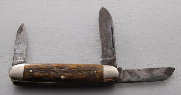 Imperial In Good Condition With Brown Jigged Bone Covers 3 3/4" Long (690)