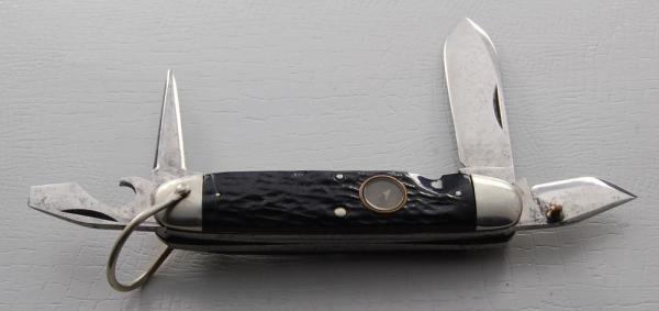 Cattaraugus Unofficial Scout Pocket Knife In Excellent Condition With Black Jigged Bone Covers (724)