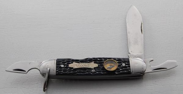 Colonial Unofficial Scout Pocket Knife In Excellent Condition W/Black Jigged Synthetic Covers (725) Colonial Unofficial Scout Pocket Knife In Excellent Condition W/Black Jigged Synthetic Covers (725)