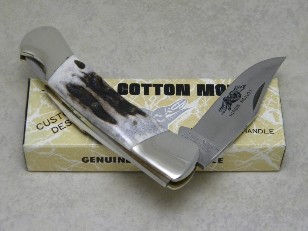 Frost Cutlery Japan Genuine Stag Cotton Mouth Lockback Knife in Box