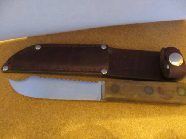 Case XX Walnut Handle Fish Knife Pattern # 5700 CHR