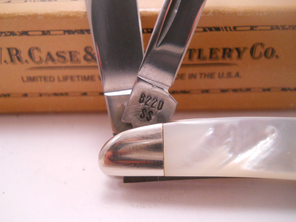 Case 8220 Pearl Peanut Knife 1980's