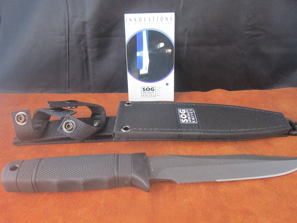 Р‘РѕРµРІРѕР№ РЅРѕР¶ SOG Seal