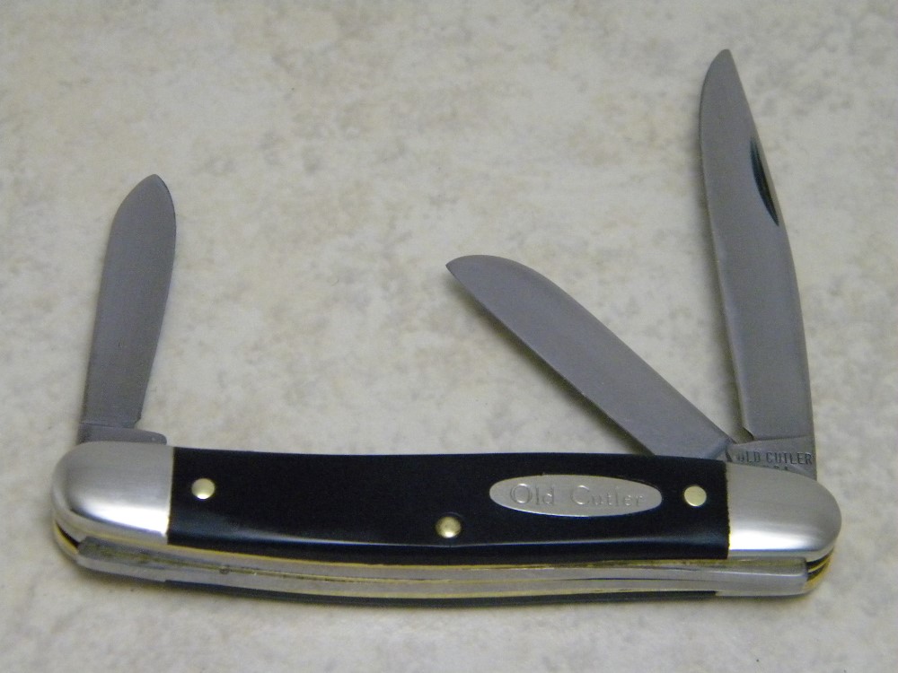 Old Cutler USA (Made by Colonial) Slick Black Small Stockman Knife in Box