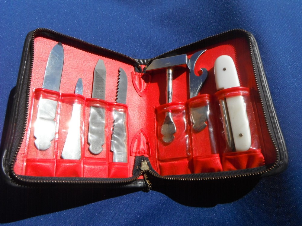 Vintage Interchangeable 6 blade knife/multi tool. Made in Japan