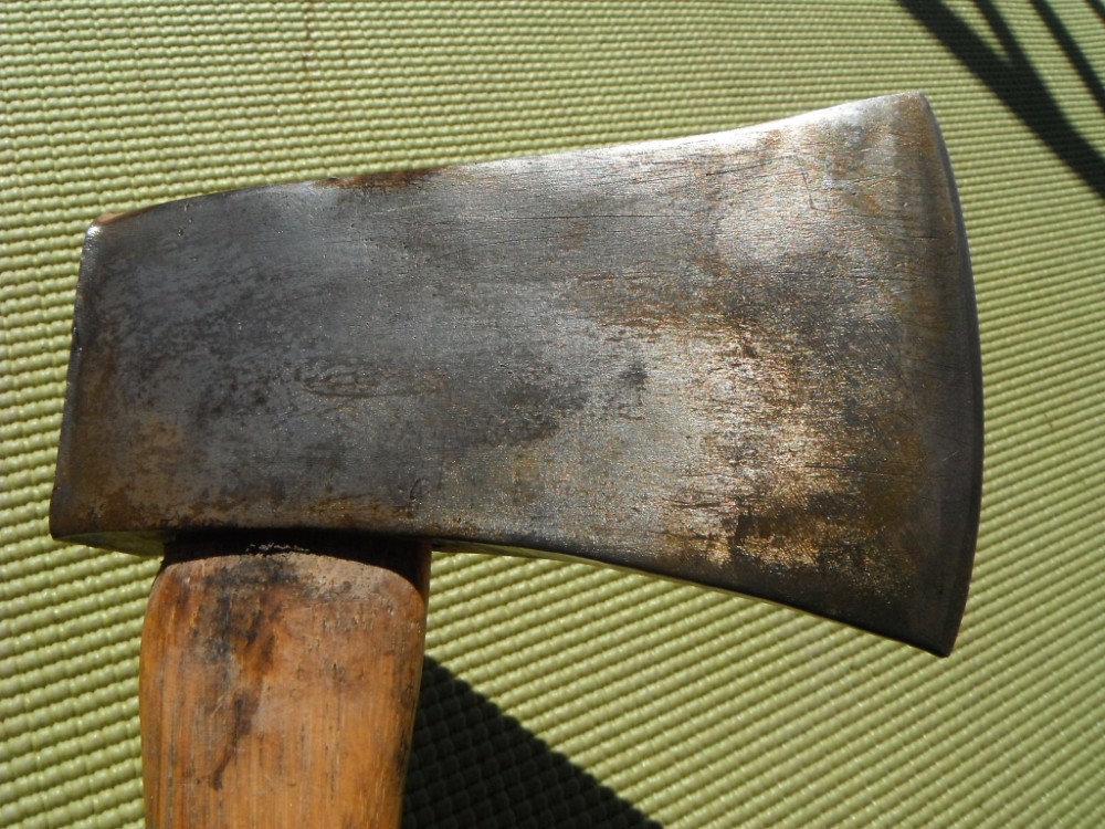 NICE RARE, VINTAGE NORLUND 2 lb Single Bit Camp Axe, HATCHET AX HEAD.
