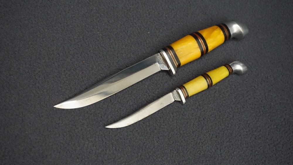 VTG RARE KINFOLKS Y330/Y333 Sabre Ground Hunter Knives w/Tooled Leather