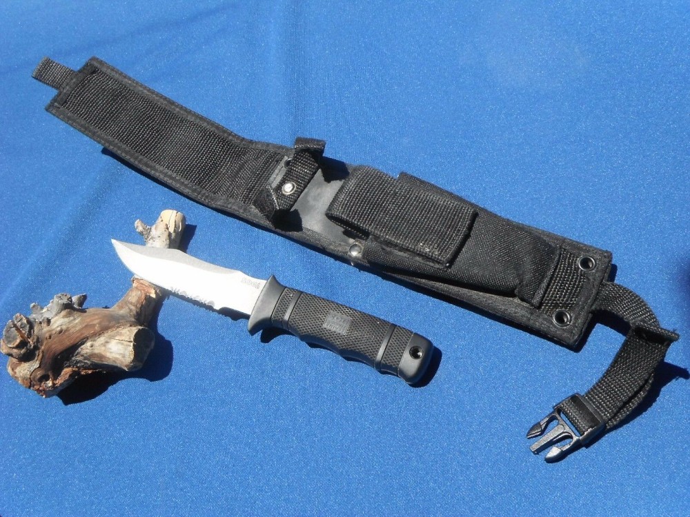 SOG Seki Japan Seal Pup knife survival bush-craft tactical