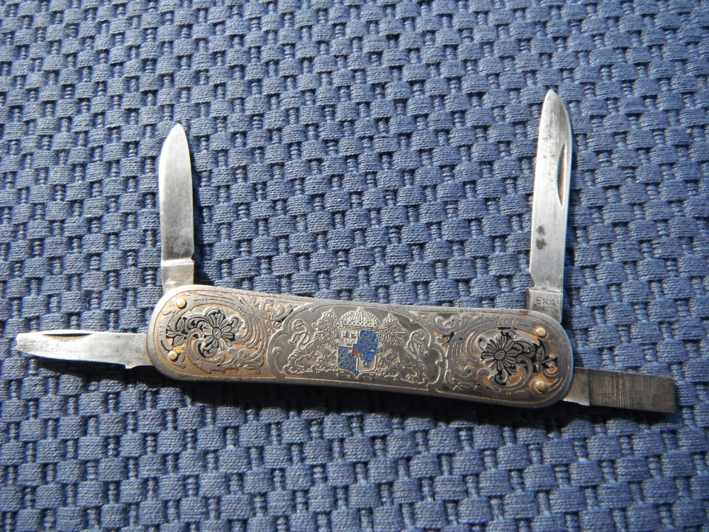 Vintage EKA Sweden Engraved Folding Pocket Knife.