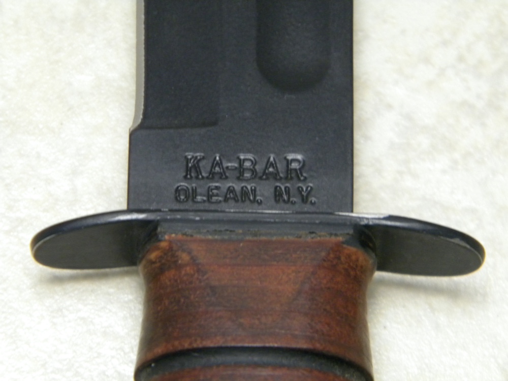KaBar Olean, NY "100 Years 18981998" Stacked Leather 1241 USMC Fixed