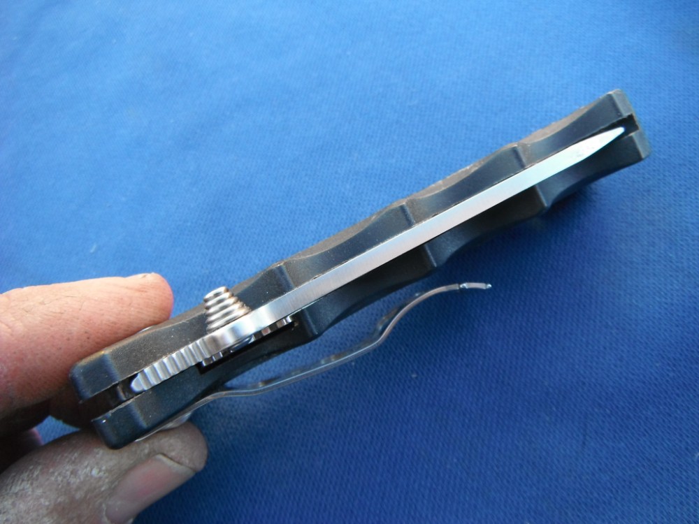 SOG EL01CP Kilowatt Electricians Pocket Knife with Wire Stripping Multi Tool, 3.4 Inch AUS8 Blade